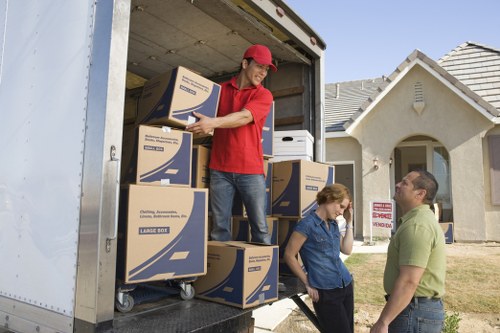 Westkensington moving service handling flat relocation tasks